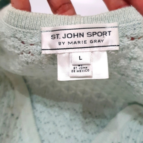 St John Blended Wool Knitted Crewneck Cardigan - Picture 4 of 9